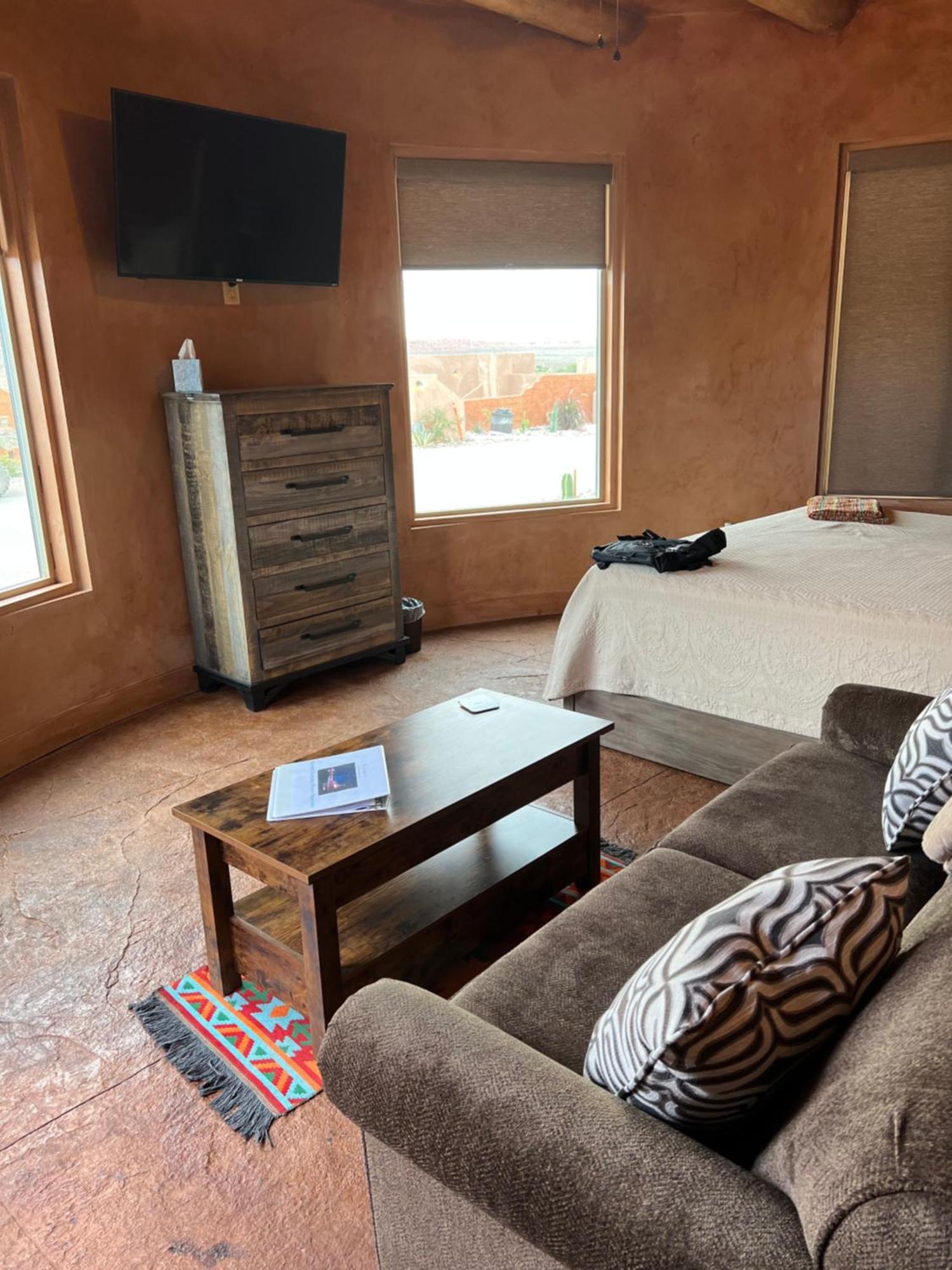 Zion White Bison Glamping & Rv Resort Virgin Ngoại thất bức ảnh