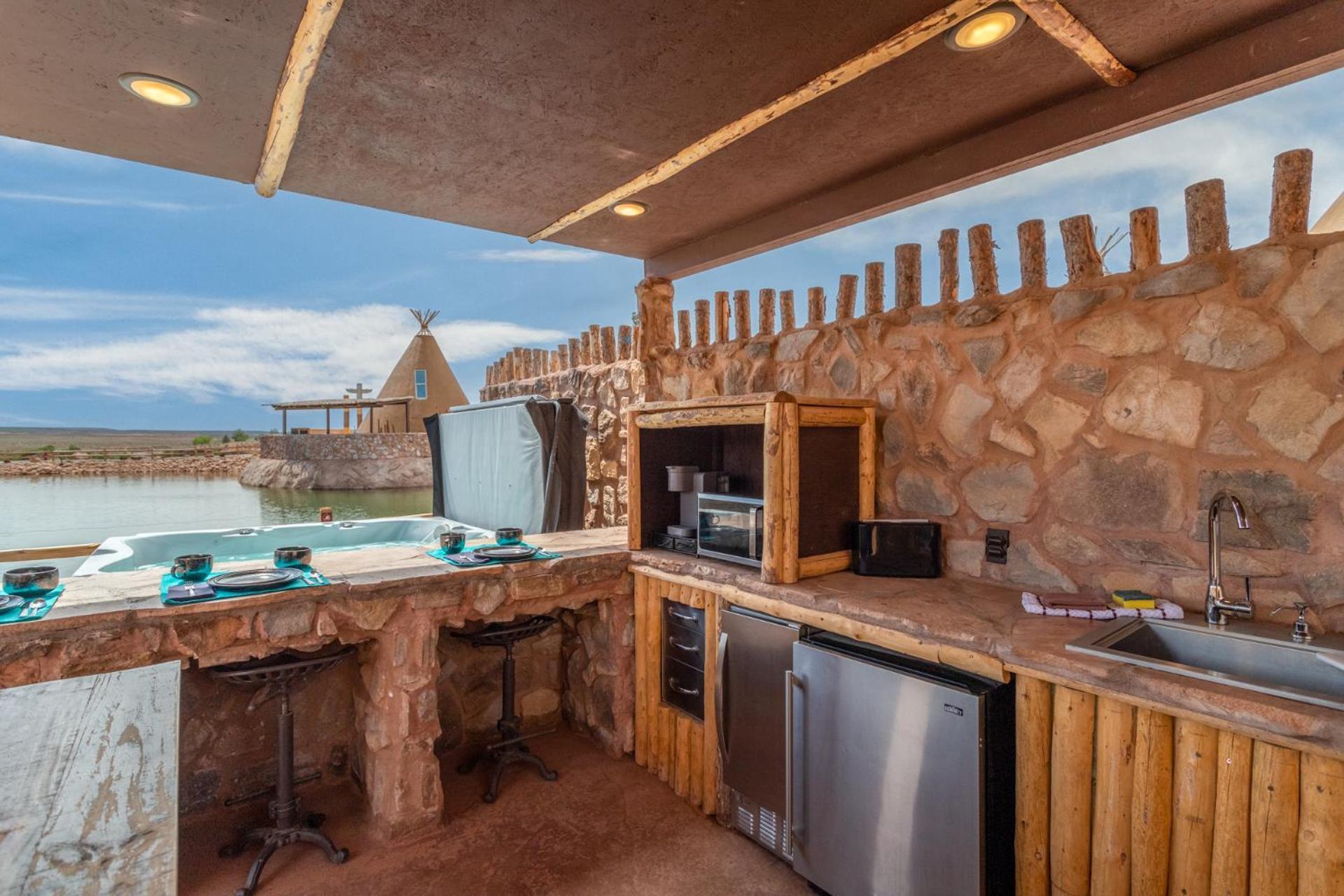 Zion White Bison Glamping & Rv Resort Virgin Ngoại thất bức ảnh